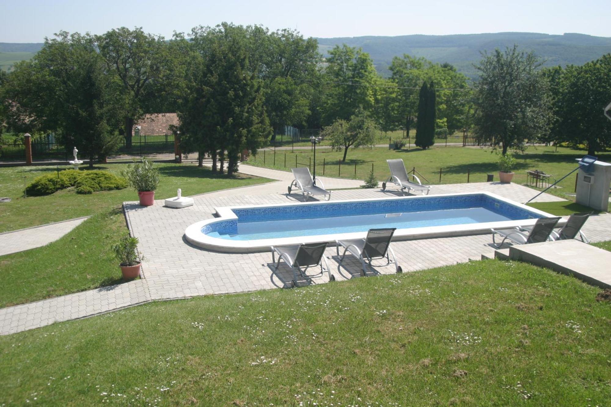 Villa Teleki Eksteriør bilde